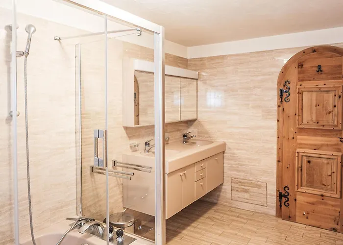 Chesa Mezzaun By Interhome Daire *