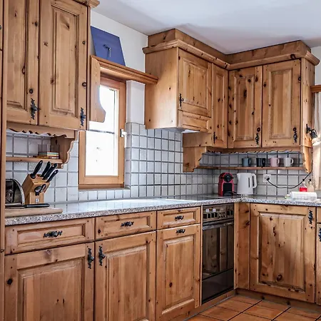 Chesa Mezzaun By Interhome Apartment *