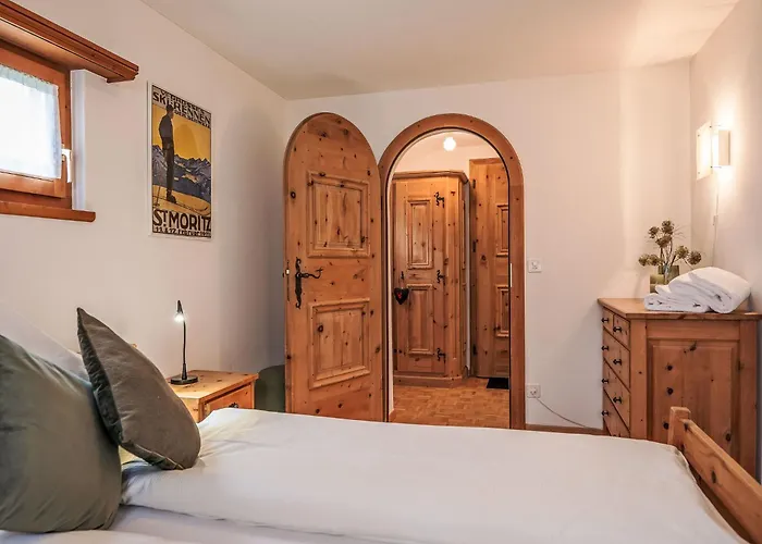 Chesa Mezzaun By Interhome شقة *