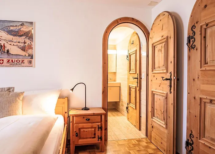 شقة Chesa Mezzaun By Interhome *